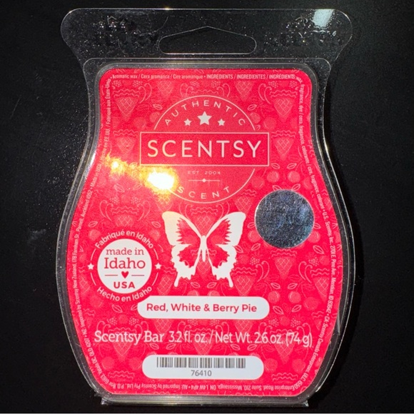 Scentsy Red, White & Berry Pie Wax Bar - Picture 2 of 4